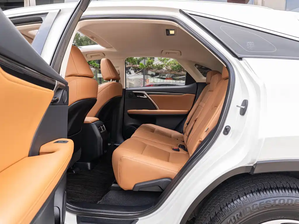 Lexus RX — миниатюра 10