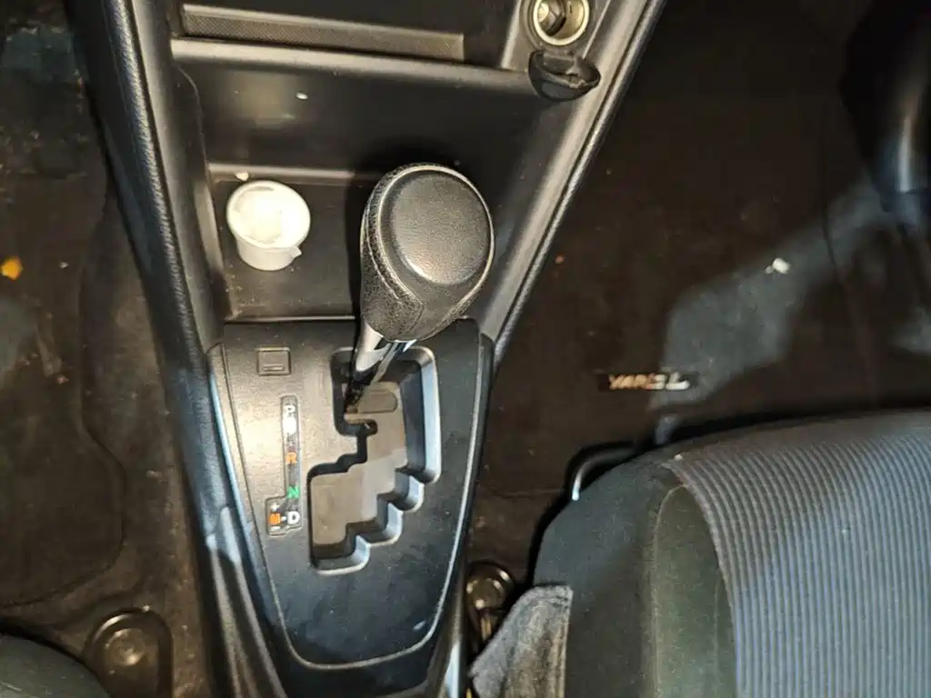 Toyota Yaris L — миниатюра 14