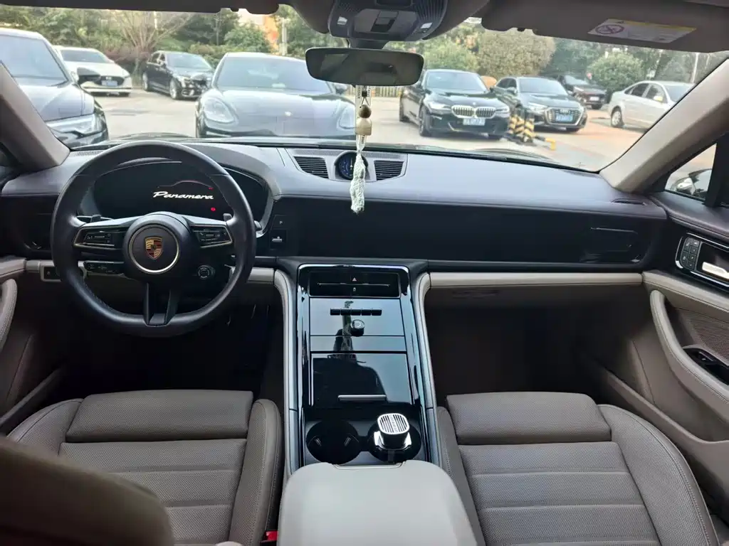 Porsche Panamera — миниатюра 5