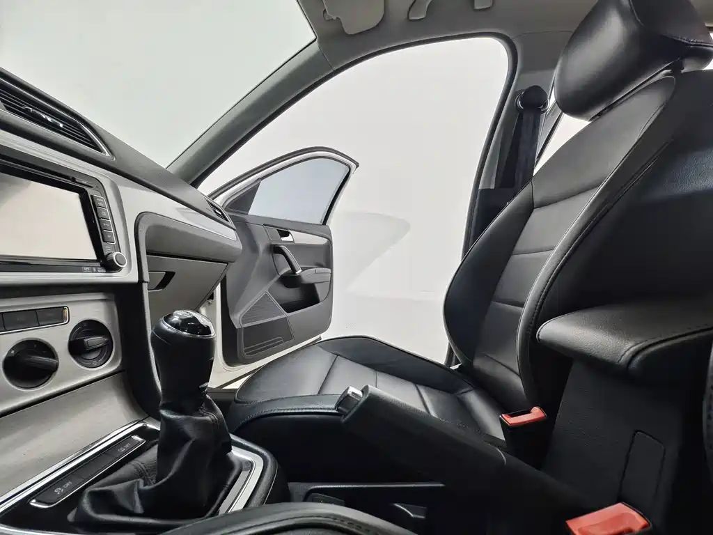Volkswagen Lavida — миниатюра 12