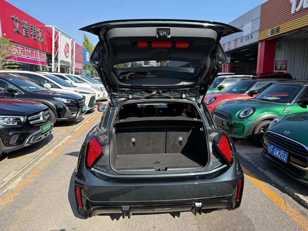 MINI MINI COOPER EV — миниатюра 7