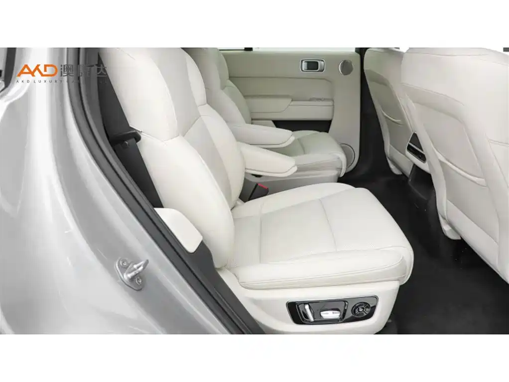 Li Auto L8 2023 Pro