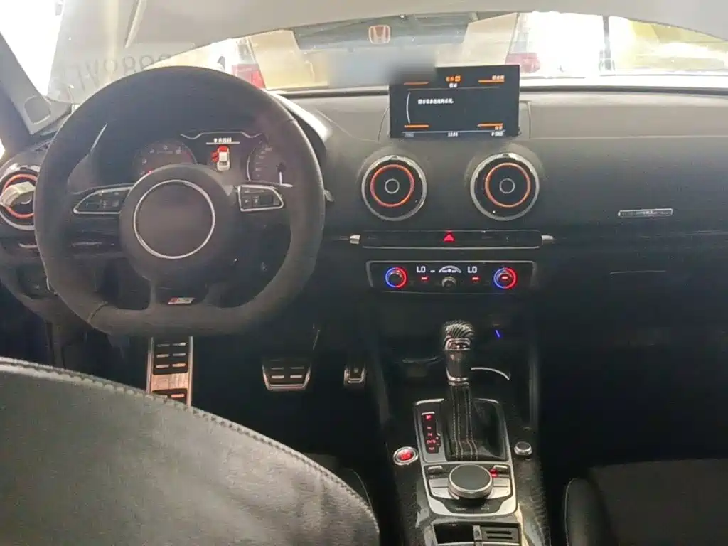 Audi S3 — миниатюра 10