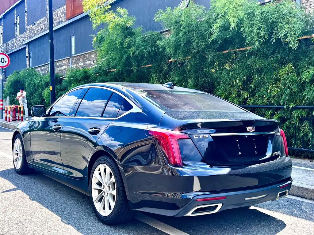 Cadillac CT5 — миниатюра 8