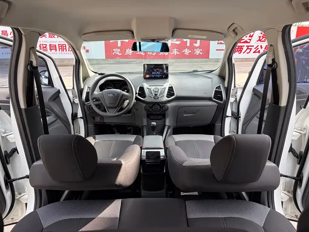 Ford Ecosport — миниатюра 7