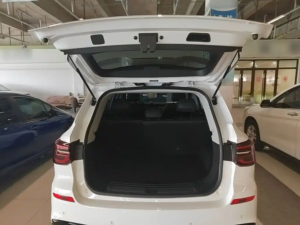 Roewe RX5 — миниатюра 19