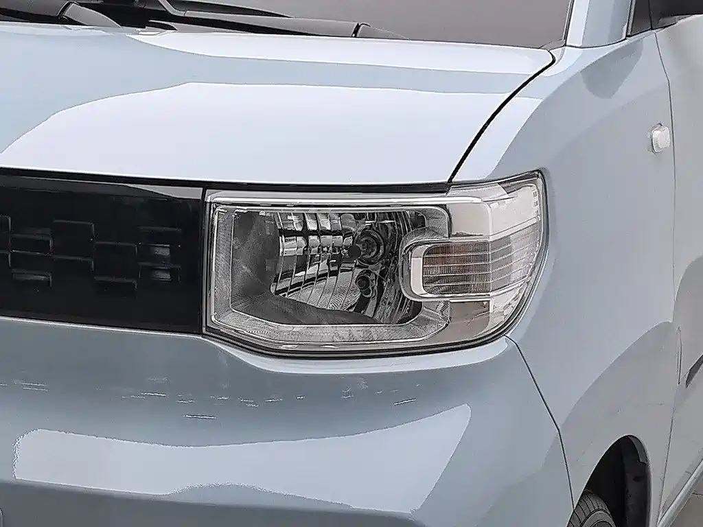 Wuling MINIEV — миниатюра 7