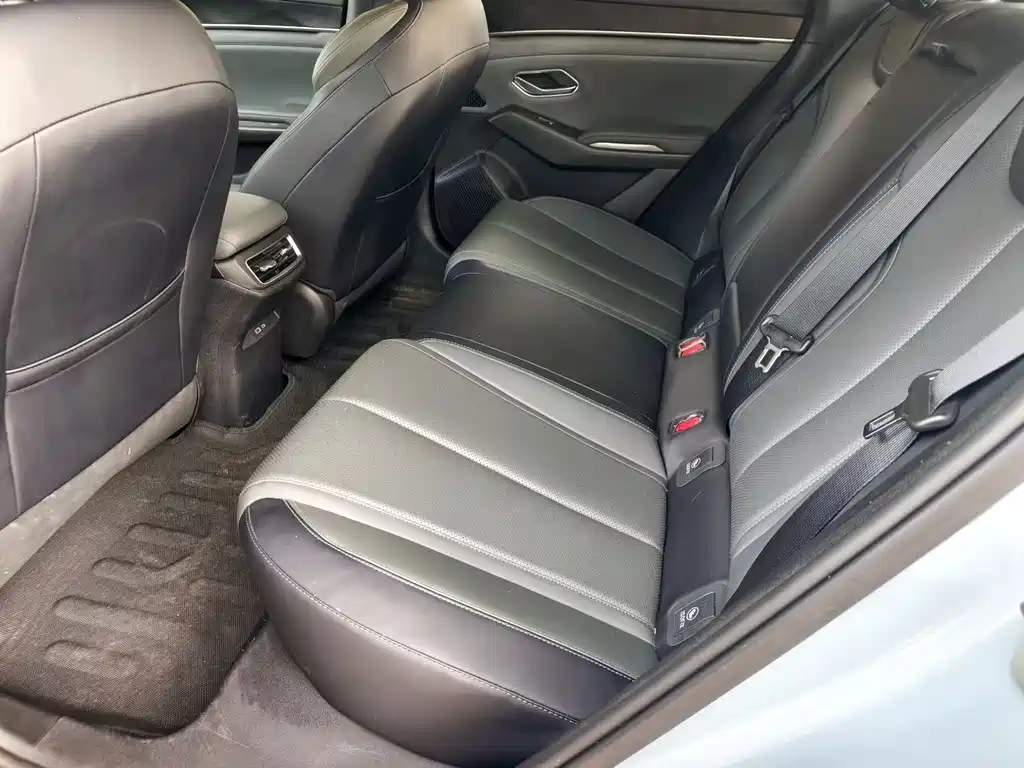 BYD Qin L L 2026 DM-i 210KM