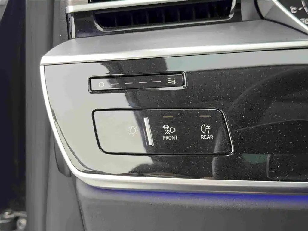 Audi A8 — миниатюра 21