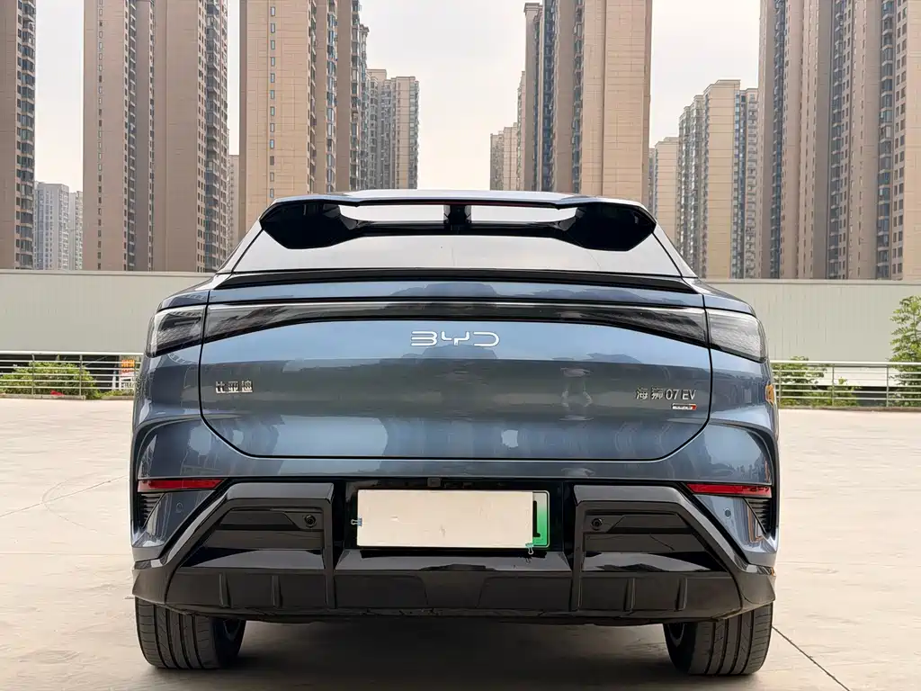 BYD Sealion 07 EV — миниатюра 5