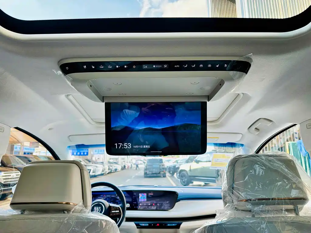 BUICK GL8 NEW ENERGY