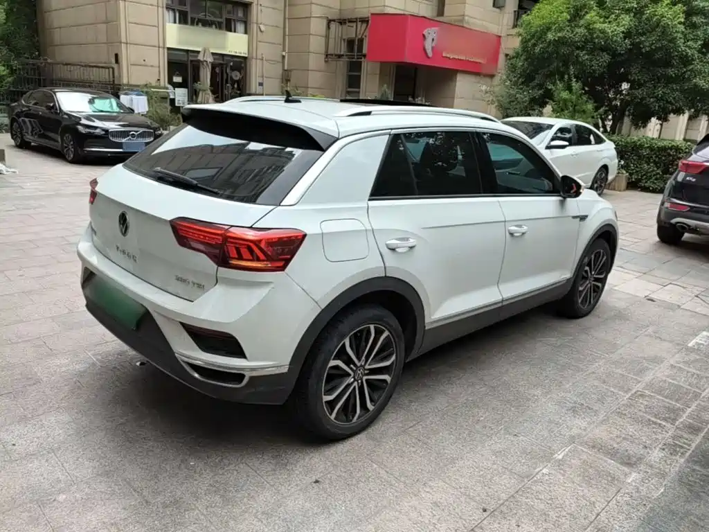 Volkswagen T-Roc — миниатюра 7