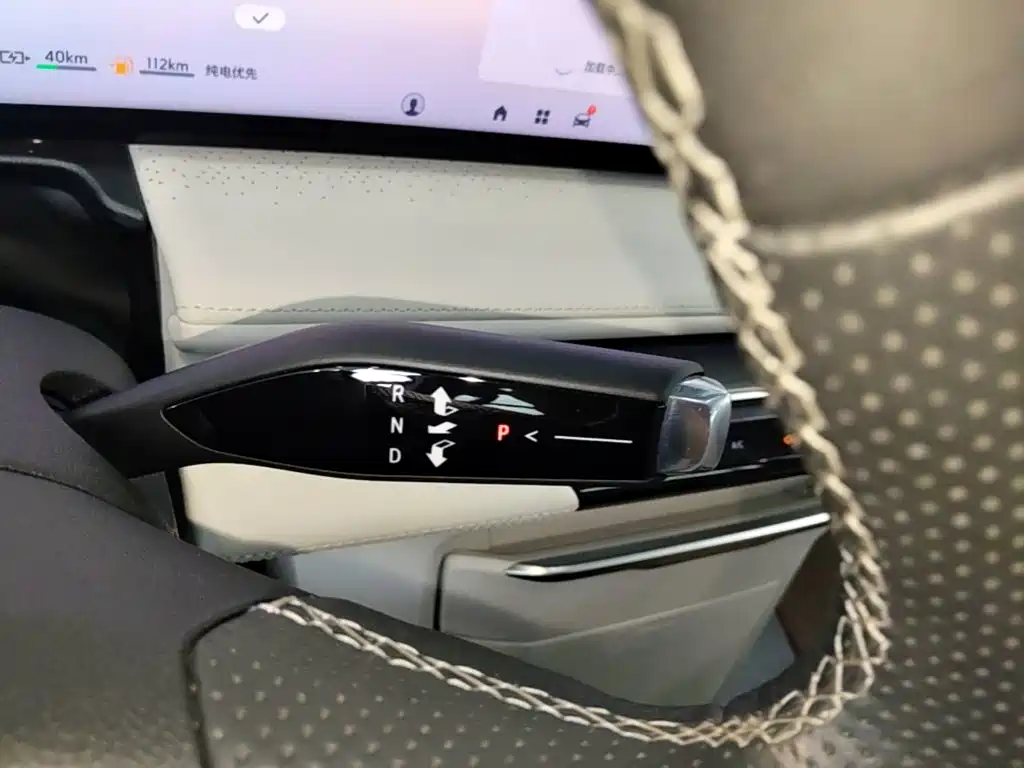 Buick GL8 Hybrid — миниатюра 14