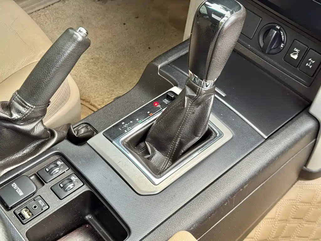 Toyota Prado — миниатюра 14