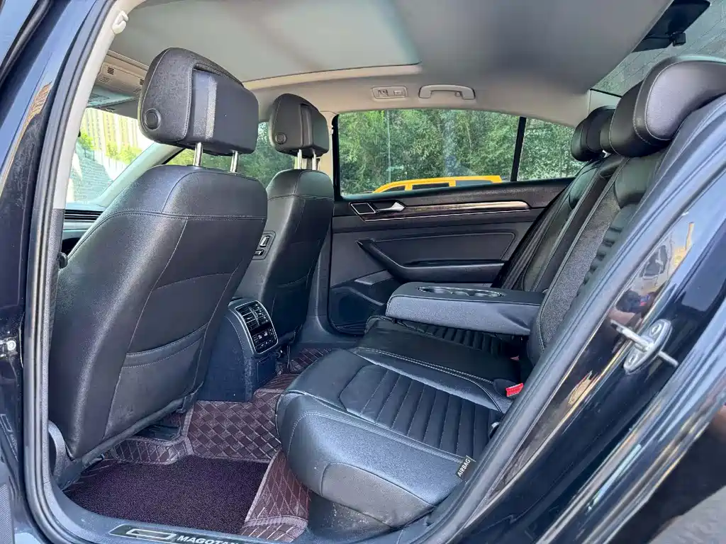 Volkswagen Magotan 2018 330TSI DSG Luxury