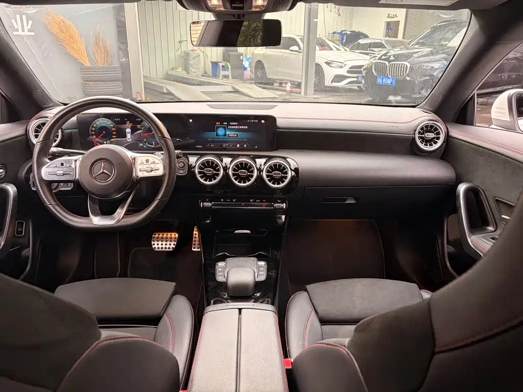 Mercedes-Benz CLA 2021 CLA 200