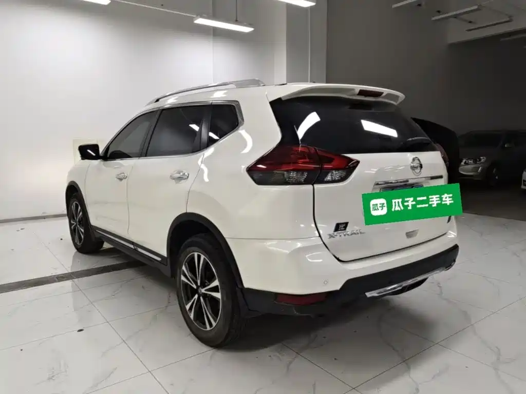 Nissan X-Trail — миниатюра 5