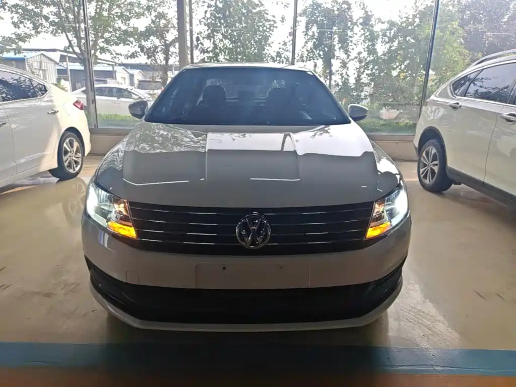 Volkswagen Lavida — миниатюра 3