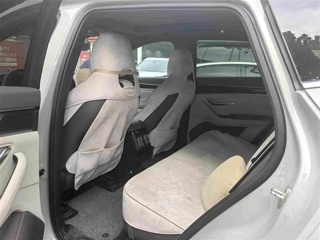 BYD PLUS New Energy — миниатюра 8