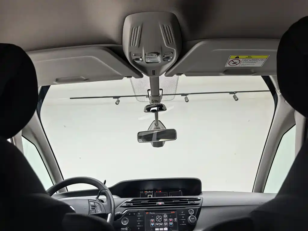 Citroen C4 Picasso — миниатюра 11