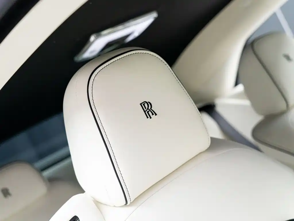 Rolls-Royce Phantom — миниатюра 18