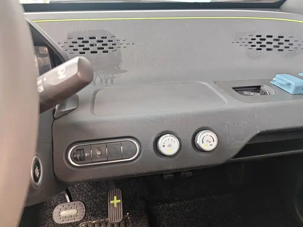 Baojun E100 — миниатюра 9