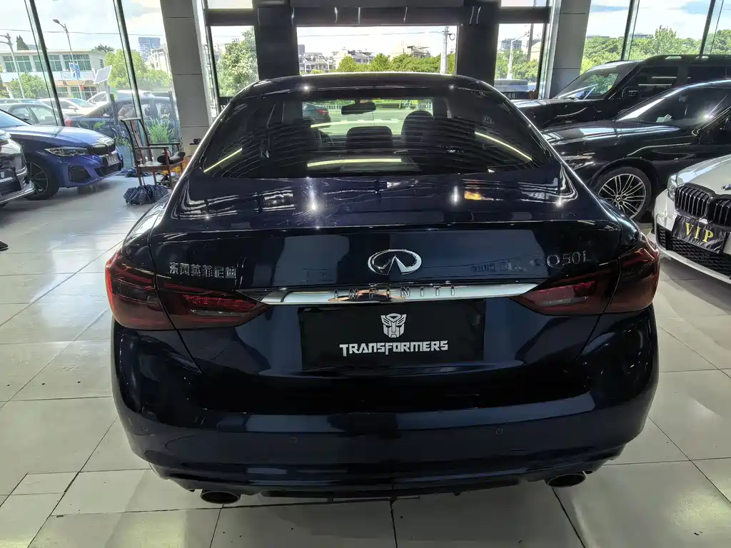 Infiniti Q50L 2018 2.0T VI