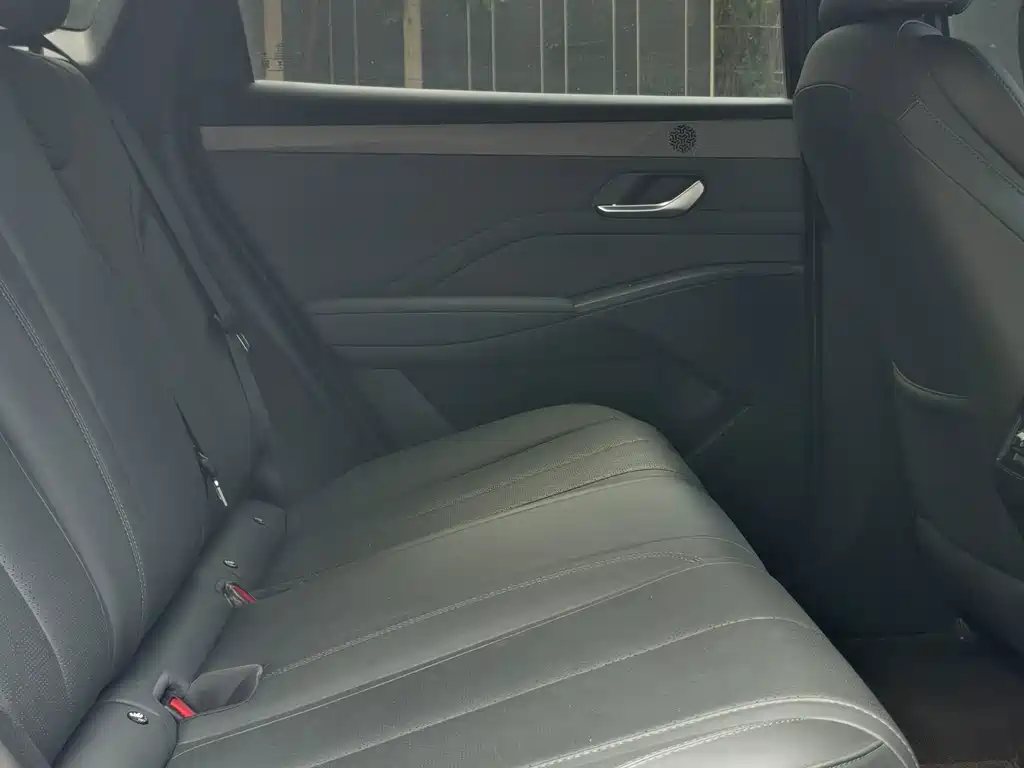 BYD Qin PLUS — миниатюра 12