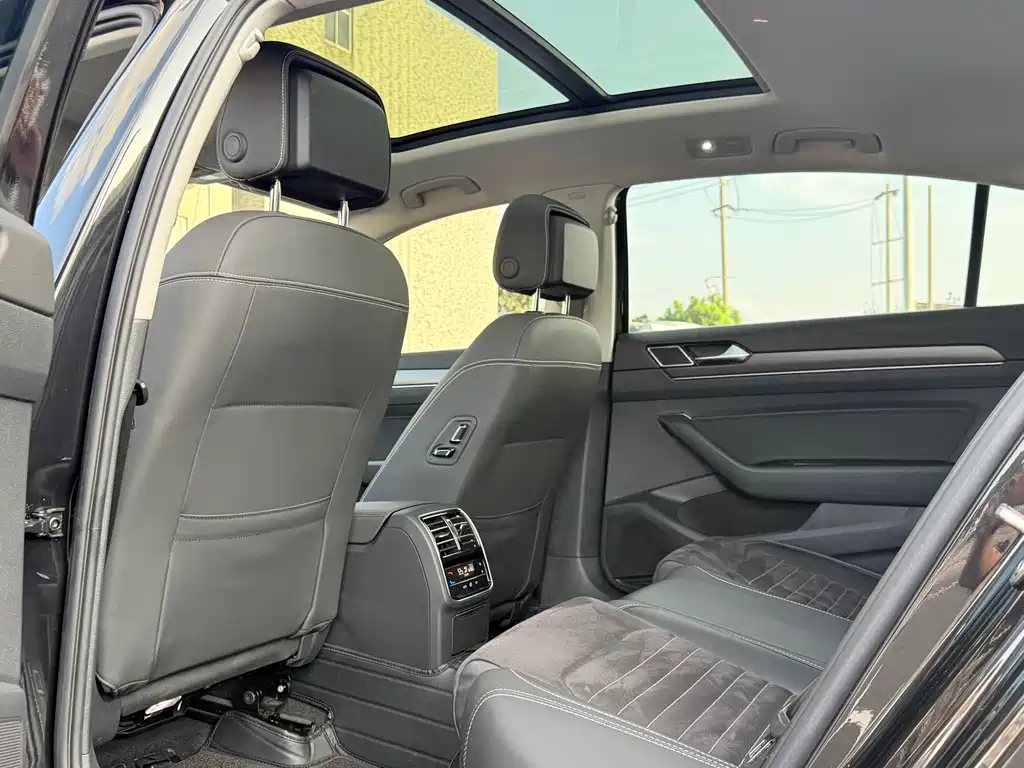 Volkswagen Magotan — миниатюра 8