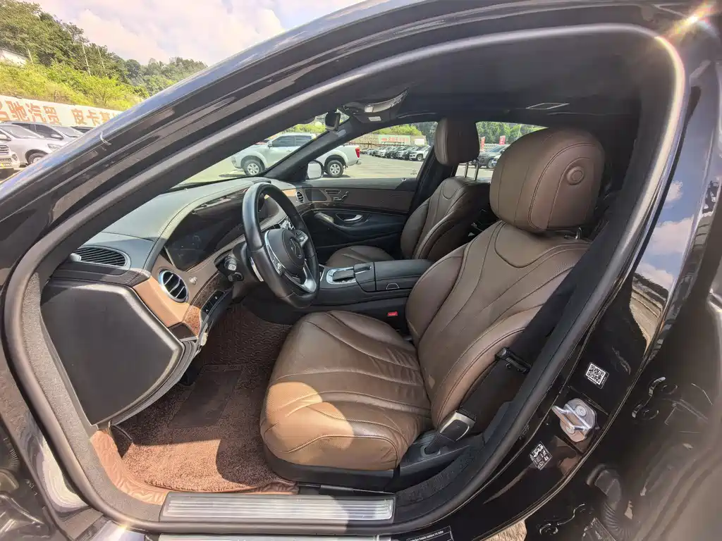 Mercedes-Benz S-Class — миниатюра 8