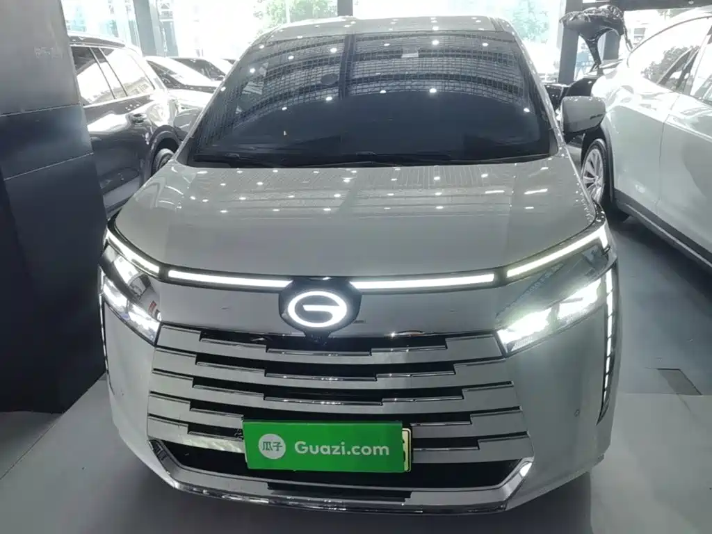 GAC Motor Trumpchi E8 PHEV — миниатюра 3