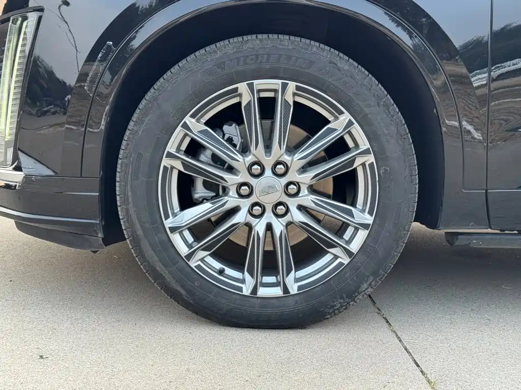 Cadillac XT6 — миниатюра 32