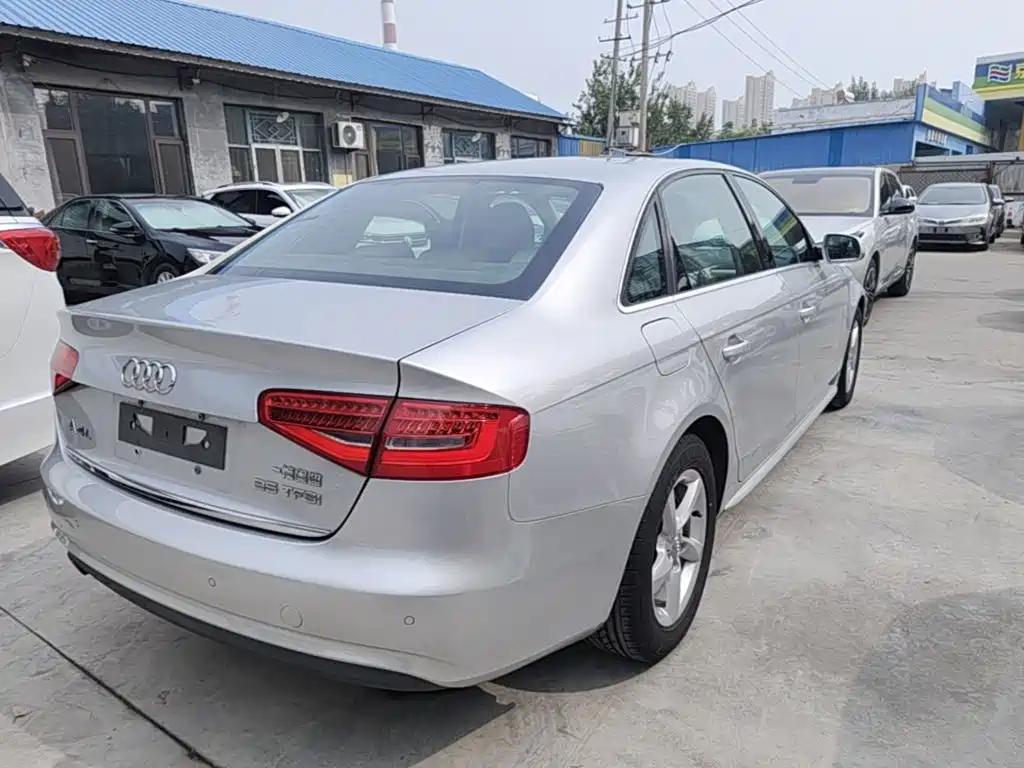 Audi A4L — миниатюра 7