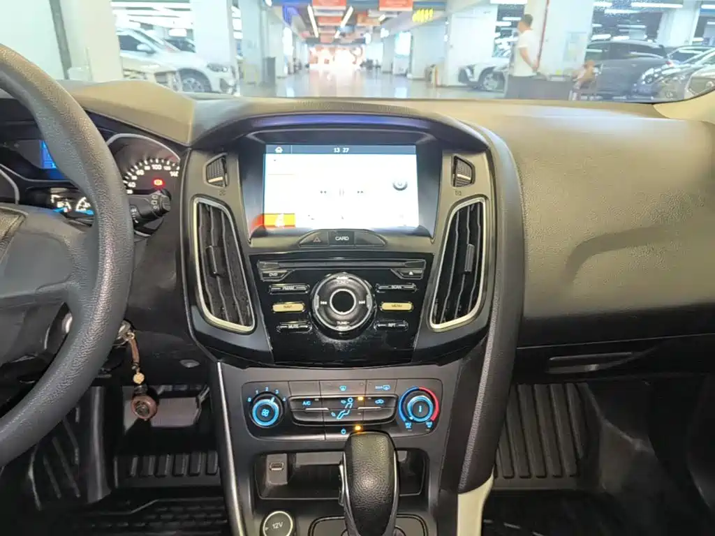 Ford Focus — миниатюра 13