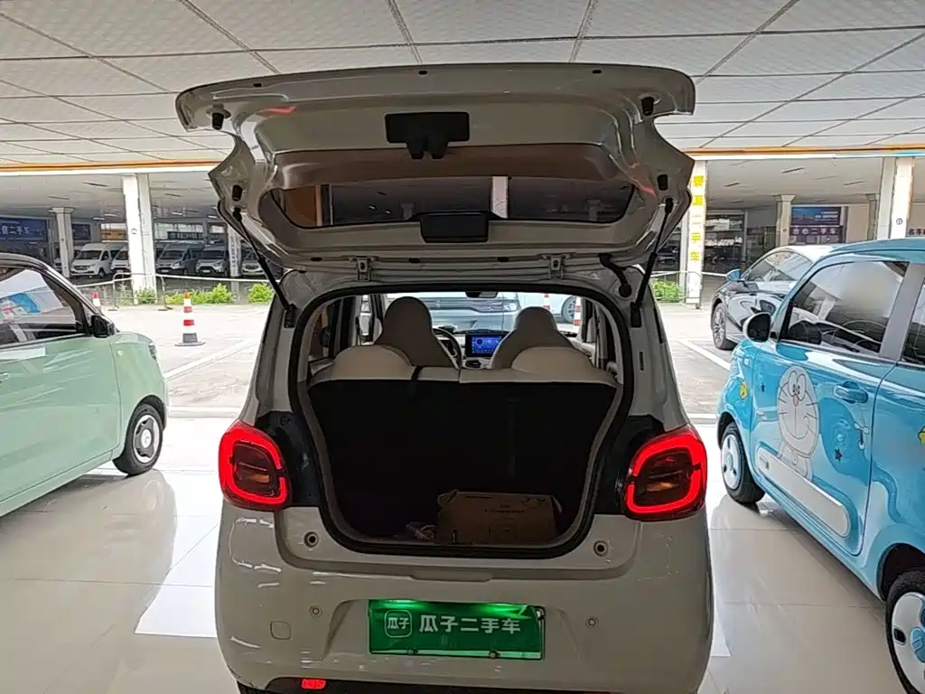 Wuling MINIEV — миниатюра 19