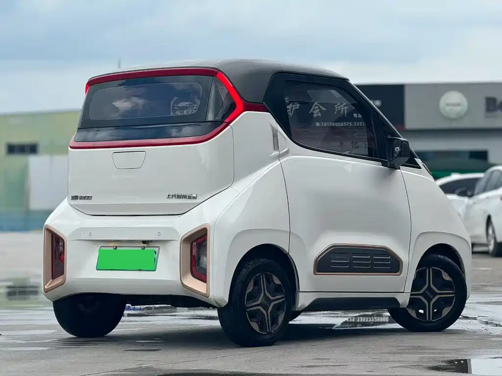 Baojun E200 — миниатюра 6