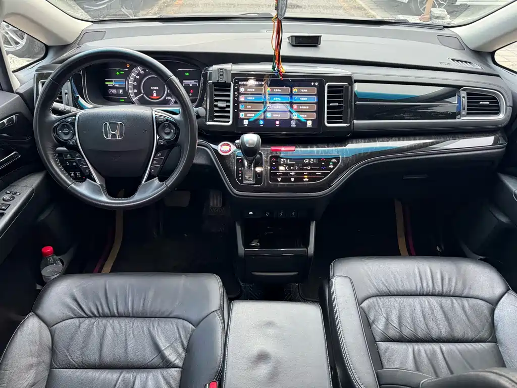 Honda Elysion — миниатюра 8