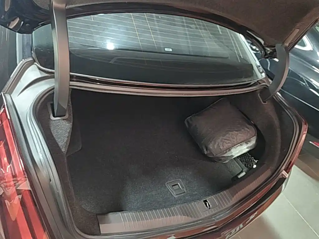Cadillac CT6 — миниатюра 19