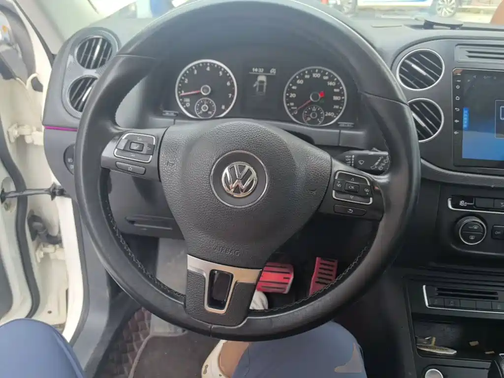 Volkswagen Tiguan — миниатюра 11