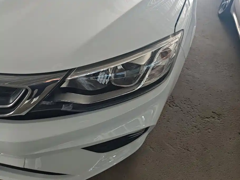 Geely Vision — миниатюра 5