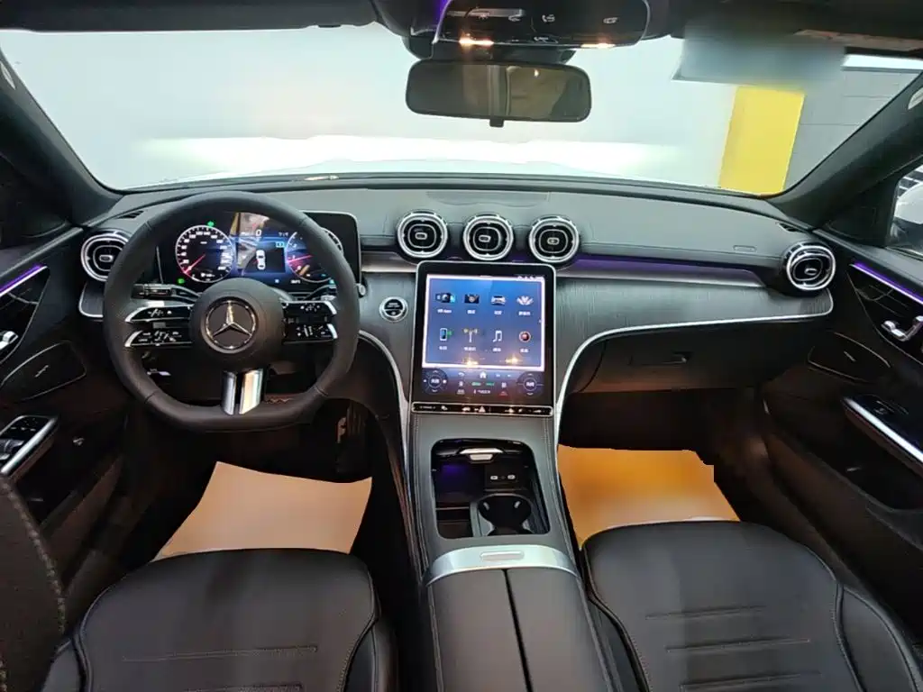 Mercedes-Benz C-Class — миниатюра 10