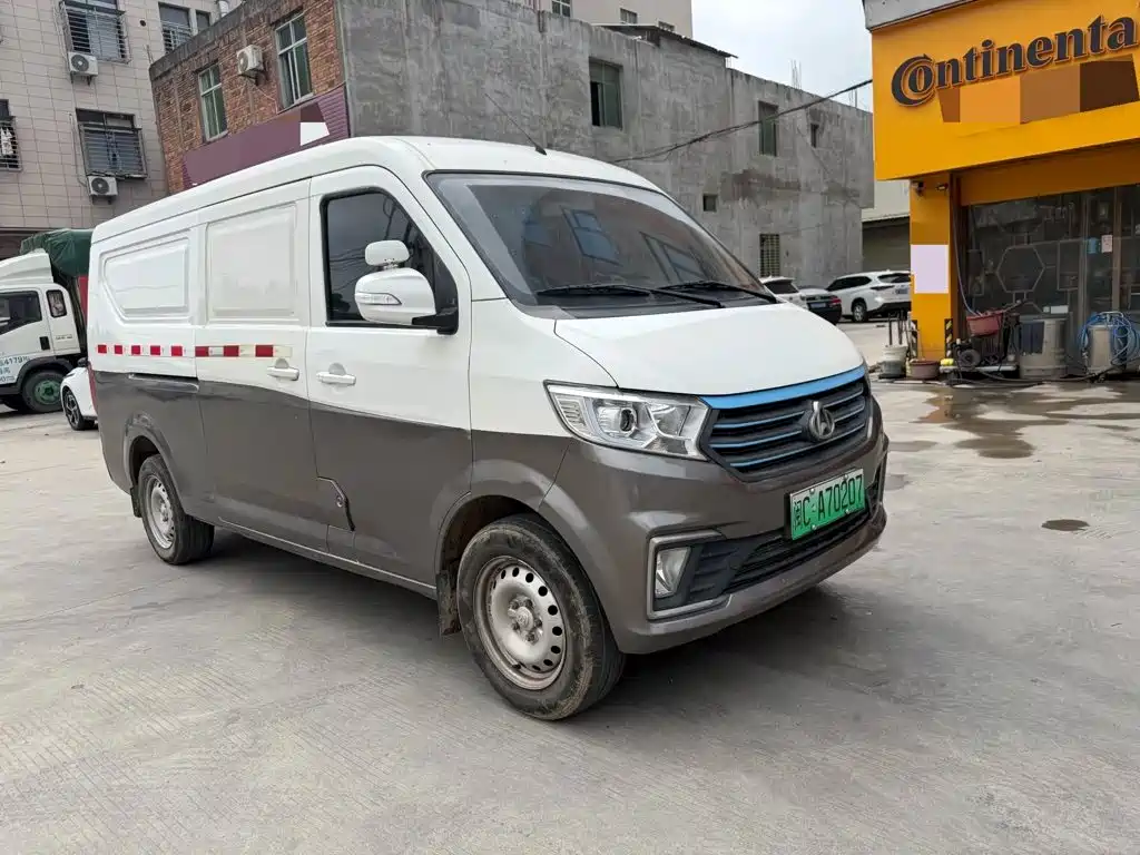 Kuayue Kuayue Star V5 EV — миниатюра 3