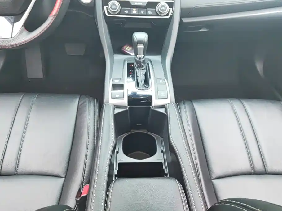 Honda Civic — миниатюра 16