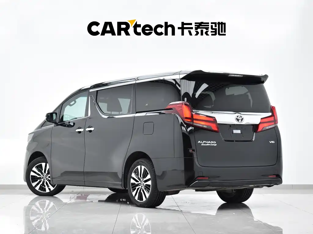 Toyota Alphard — миниатюра 27