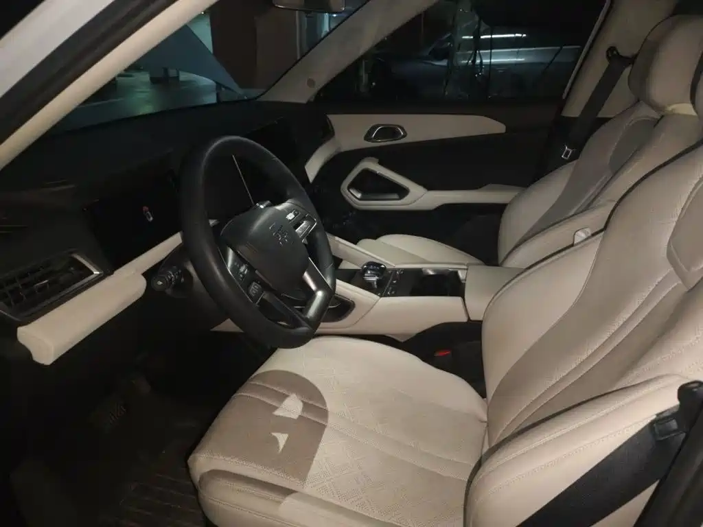 BYD Yuan UP — миниатюра 16
