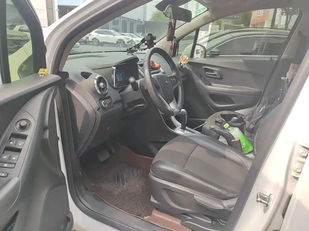 Chevrolet Trax — миниатюра 16