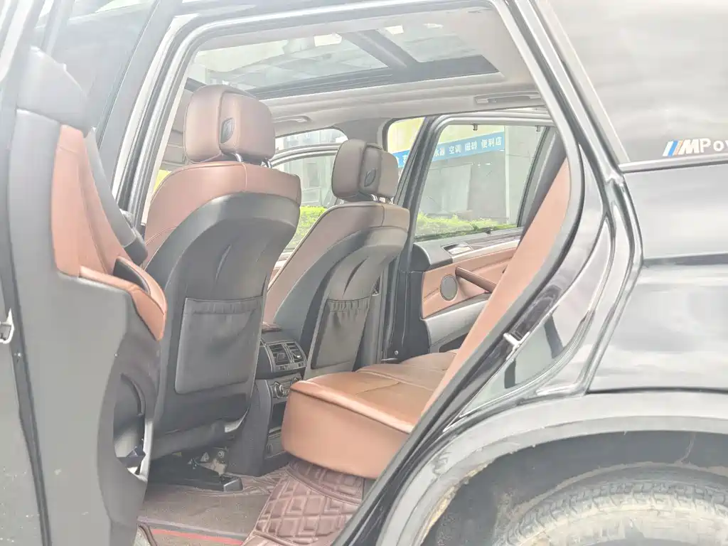 BMW X5 (Import) — миниатюра 8