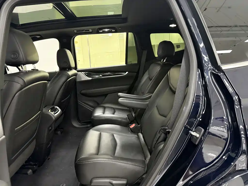 Cadillac XT6 — миниатюра 15