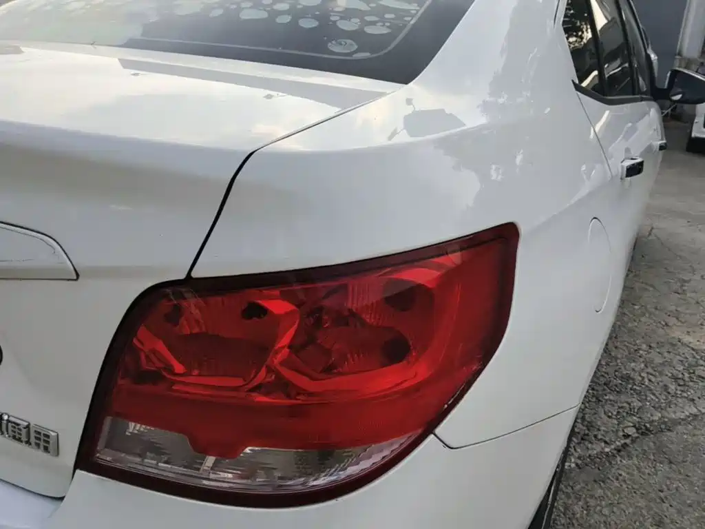 Chevrolet Sail 2015 3 1.5L MT