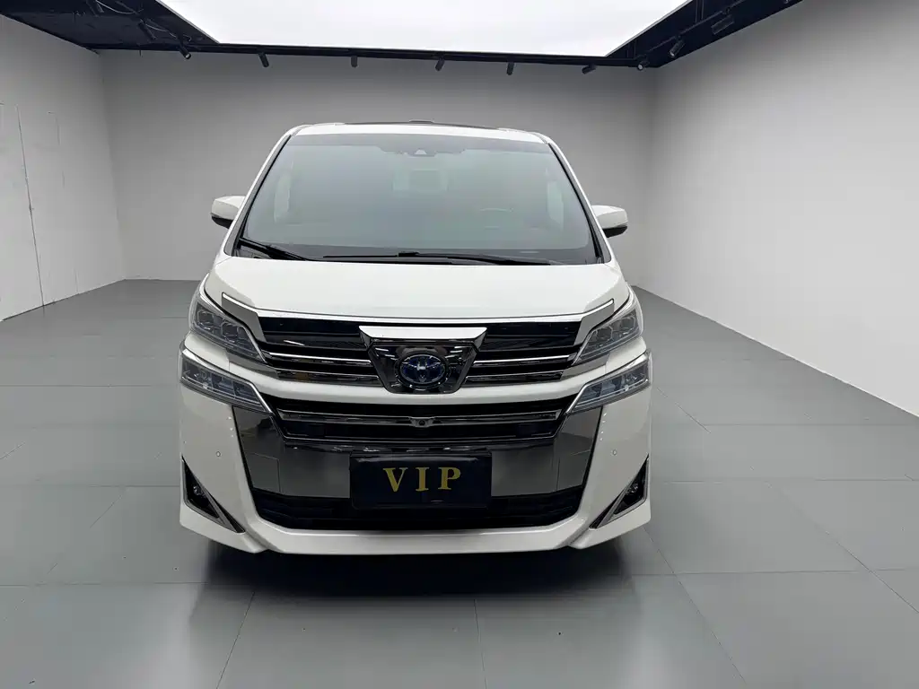 Toyota Vellfire — миниатюра 2
